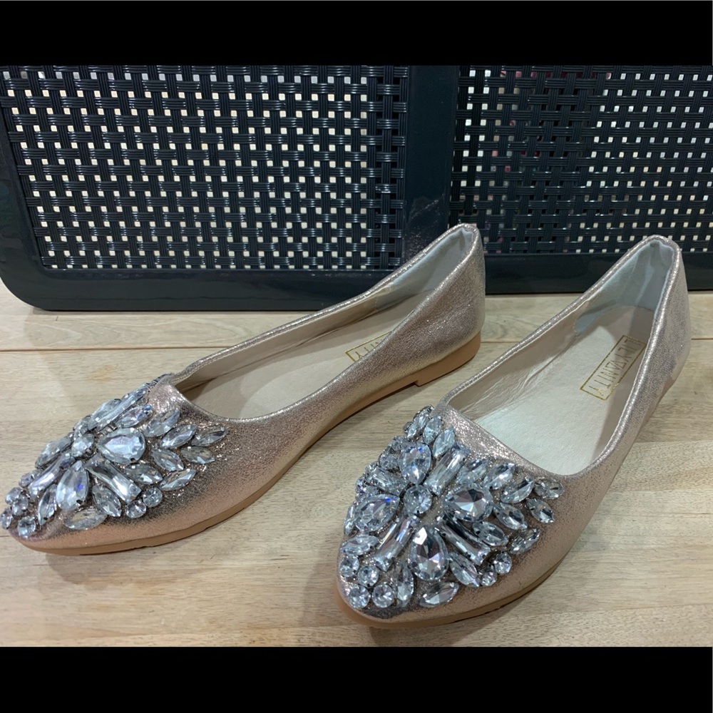 Brand new Lily Vanity Crystal Embellished Flats
